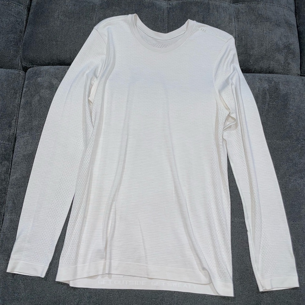 Lululemon Metal Vent Breathe Long Sleeve Small
